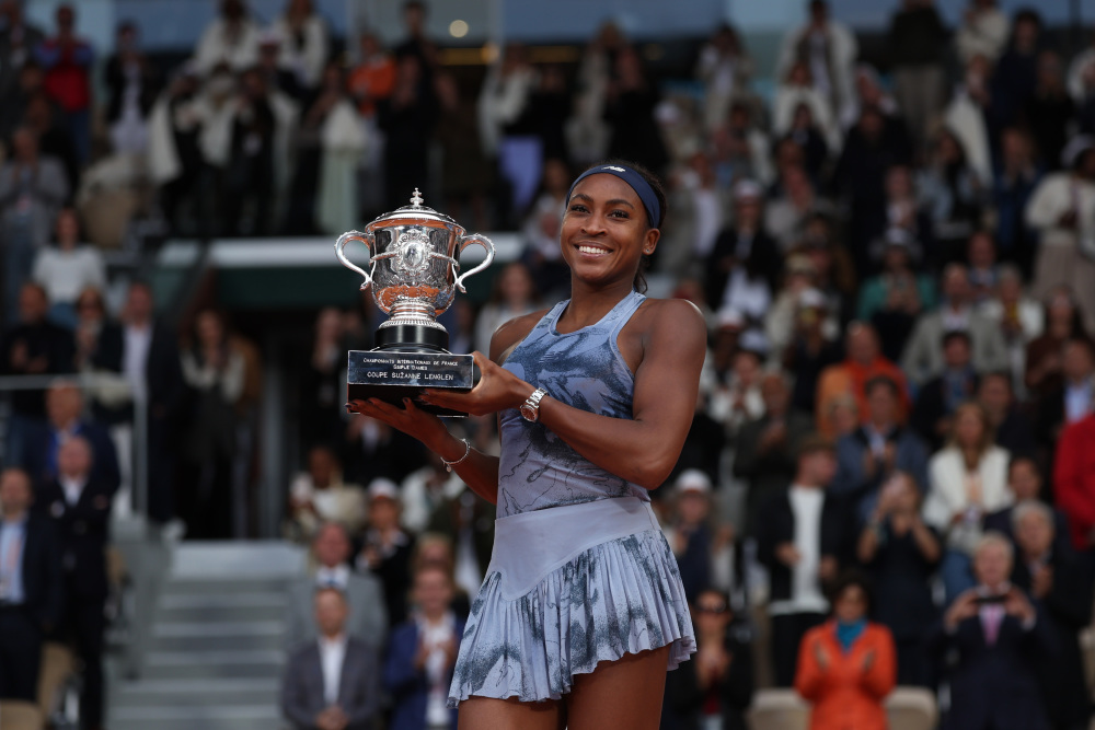 通过这些访 通过这些访