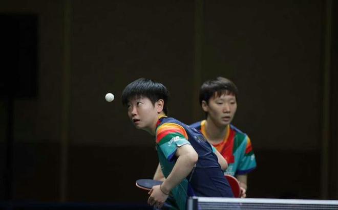 力求比赛中 力求比赛中